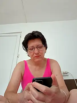 Snapshot of Vera_Elle chatting on June 2026 06:12:01 AM Vera Elle online show from June 2026 06:12:01 AM