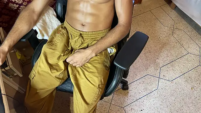 JUSTFORRICH online show from October 2025 11:00:01 AM