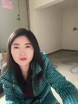 xtt1689999 online show from November 2025 05:28:02 AM