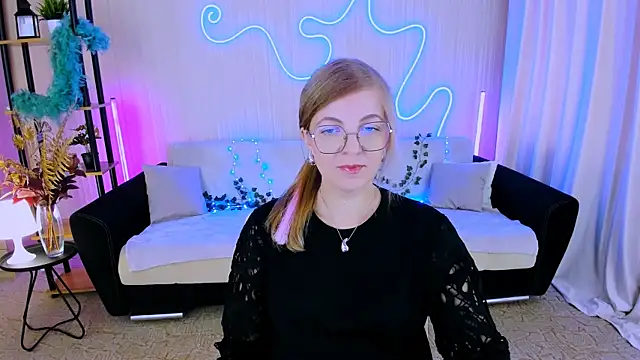 YourUniverser online show from September 2025 09:57:02 AM