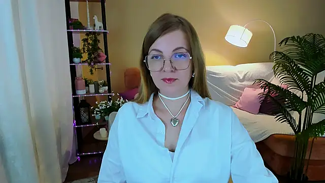 YourUniverser online show from October 2025 10:12:02 AM