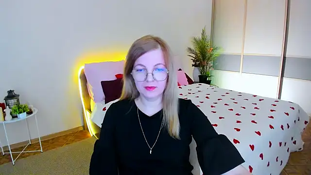 YourUniverser online show from June 2026 09:56:02 AM