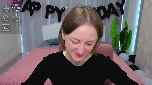 LuluChiiii online show from October 2025 10:41:02 AM