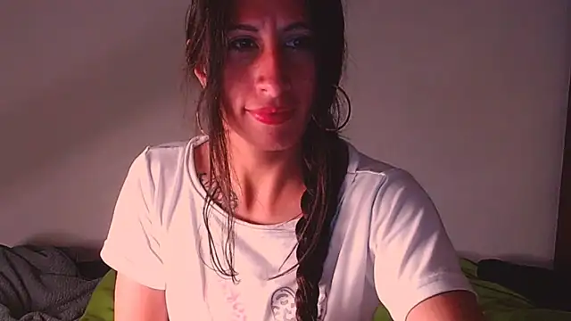 Snapshot of NathaSlave chatting on June 2026 06:23:02 AM NathaSlave online show from June 2026 06:23:02 AM