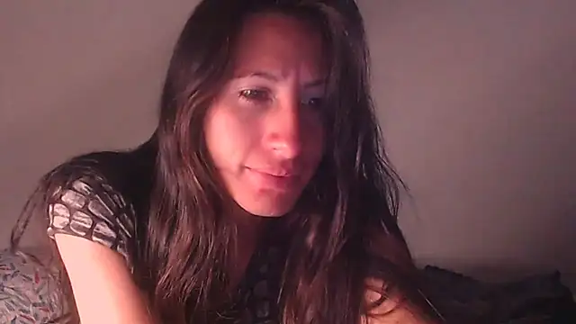 Snapshot of NathaSlave chatting on June 2026 09:40:01 AM NathaSlave online show from June 2026 09:40:01 AM