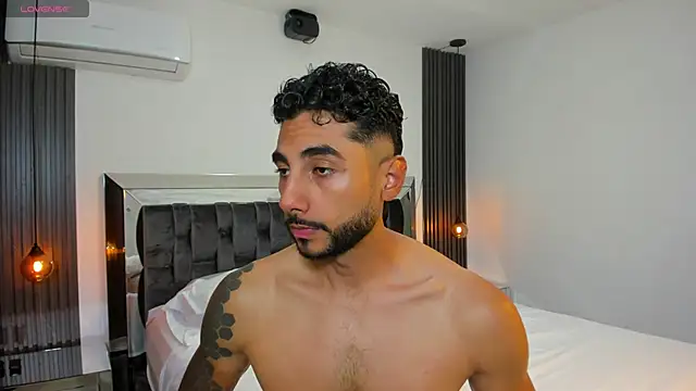 Snapshot of MARC_THOMPSON_ chatting on September 2025 01:05:02 AM MARC THOMPSON  online show from September 2025 01:05:02 AM