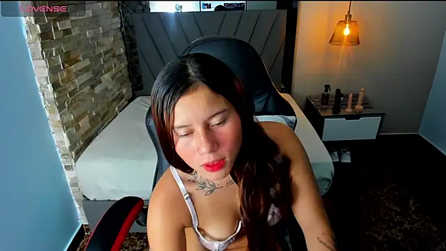 MARINETOMMY online show from September 2025 02:35:01 AM