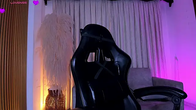 JulienSaint online show from February 2026 11:33:01 AM