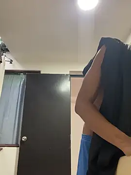 JulienSaint online show from February 2026 03:32:02 PM