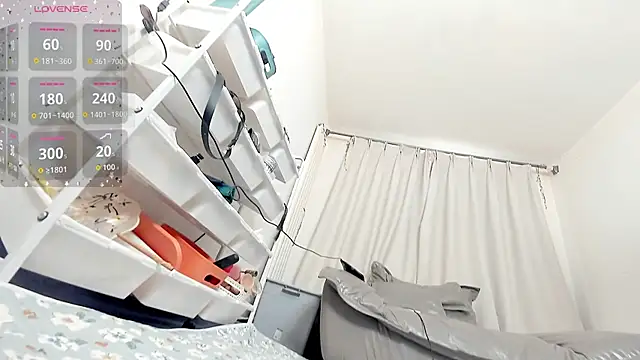 fox-yiyi online show from January 2026 08:08:01 AM