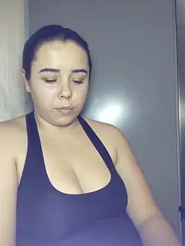 Snapshot of CutieMarine chatting on November 2025 07:51:02 PM CutieMarine online show from November 2025 07:51:02 PM