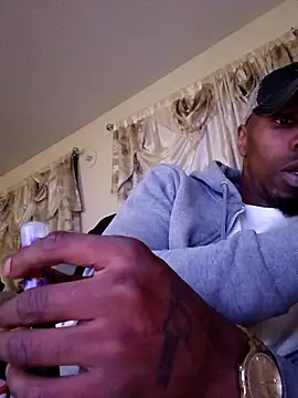 Snapshot of lathadon chatting on April 2026 03:39:02 AM lathadon online show from April 2026 03:39:02 AM