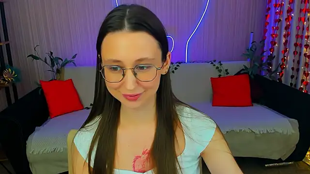 YourLovellyStory online show from March 2026 05:13:02 PM