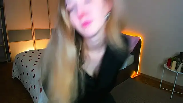 SensitiveSooul online show from April 2026 12:57:01 PM