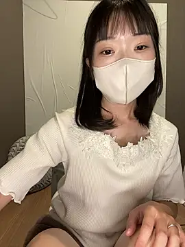 Snapshot of ms_suzuka chatting on September 2025 12:43:01 AM ms suzuka online show from September 2025 12:43:01 AM