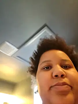 chocolate bella online show from February 2026 01:18:02 PM