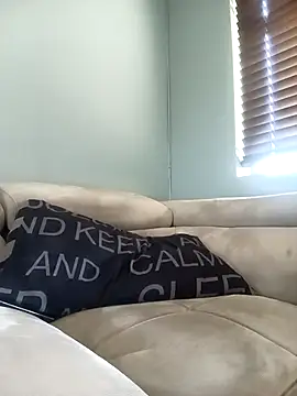 Thabo1004 online show from October 2025 08:11:02 AM