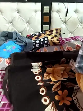 Love-pari077 online show from December 2025 03:10:01 PM