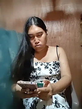 Snapshot of Romantic_Sabrina chatting on May 2026 01:56:01 AM Romantic Sabrina online show from May 2026 01:56:01 AM