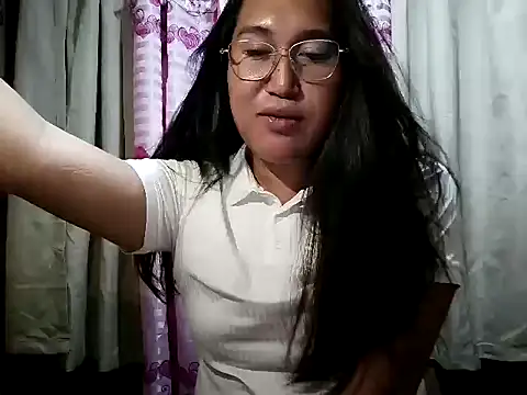 Snapshot of Romantic_Sabrina chatting on August 2026 03:16:02 AM Romantic Sabrina online show from August 2026 03:16:02 AM