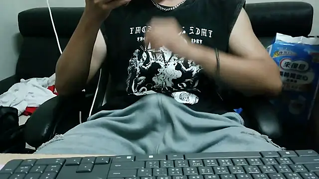 bigbb101011 online show from October 2025 03:24:01 PM