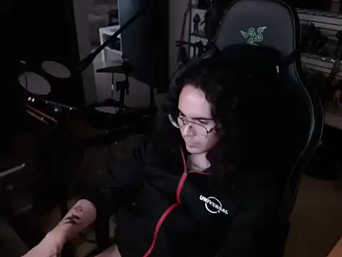 Snapshot of dorrey21 chatting on September 2025 09:48:02 PM dorrey21 online show from September 2025 09:48:02 PM