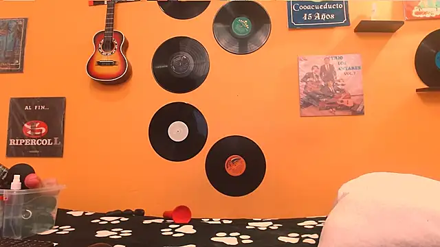 meisevil77 online show from November 2025 01:49:01 AM