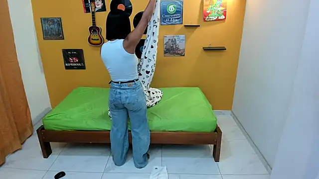 meisevil77 online show from March 2026 02:13:02 AM