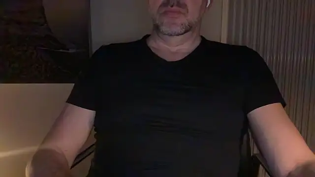 Snapshot of german9inch chatting on March 2025 08:32:01 PM german9inch online show from March 2025 08:32:01 PM