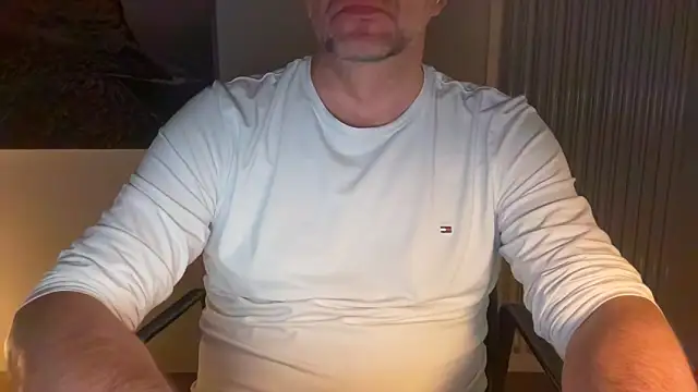 Snapshot of german9inch chatting on September 2025 08:47:01 PM german9inch online show from September 2025 08:47:01 PM