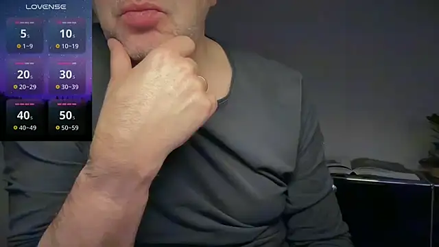 Snapshot of german9inch chatting on February 2026 09:30:02 PM german9inch online show from February 2026 09:30:02 PM