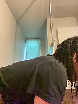 Snapshot of Velvetraexo chatting on April 2026 09:19:01 PM Velvetraexo online show from April 2026 09:19:01 PM