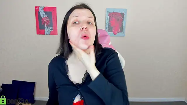 Michele Greenn online show from November 2025 05:05:02 PM