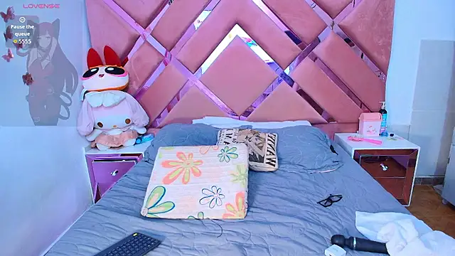 BrittanyBoa online show from January 2026 06:13:02 PM