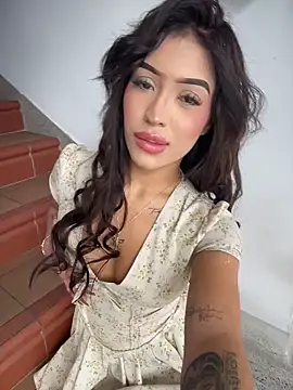 MystiqueXXX online show from May 2026 01:19:01 PM
