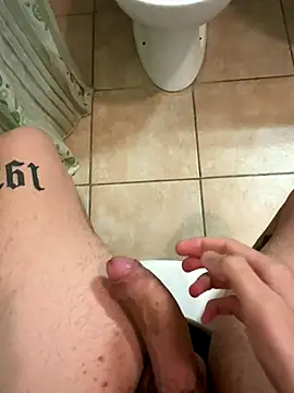 Snapshot of ilmiglior10 chatting on September 2025 09:42:01 PM ilmiglior10 online show from September 2025 09:42:01 PM