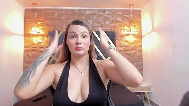 Snapshot of Emmaa_white_ chatting on April 2026 05:10:02 PM Emmaa white online show from April 2026 05:10:02 PM