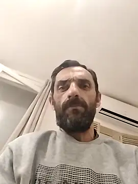 hotmen83 online show from October 2025 10:55:01 PM