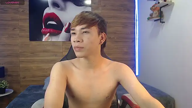 Snapshot of nathanclay chatting on April 2026 03:56:01 AM nathanclay online show from April 2026 03:56:01 AM