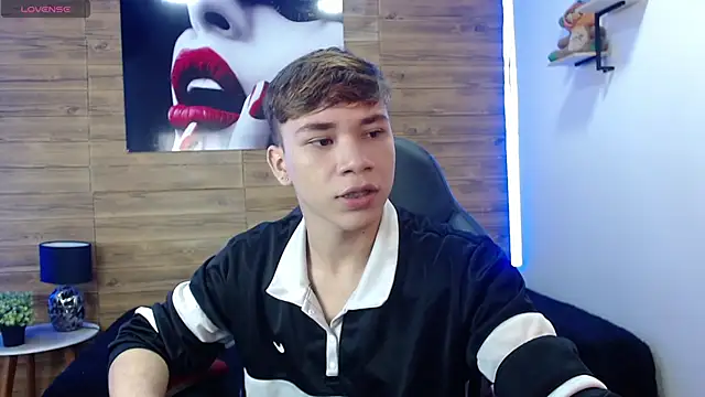 Snapshot of nathanclay chatting on May 2026 03:14:02 AM nathanclay online show from May 2026 03:14:02 AM
