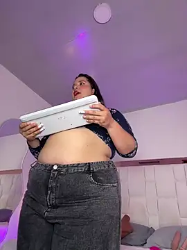 SamanthaDiamonds  online show from September 2025 06:37:01 AM