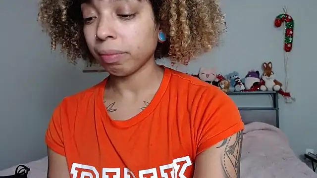 Cherribombzz online show from January 2026 02:26:01 AM