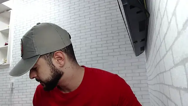 BombeiroHotx online show from February 2026 07:32:02 PM