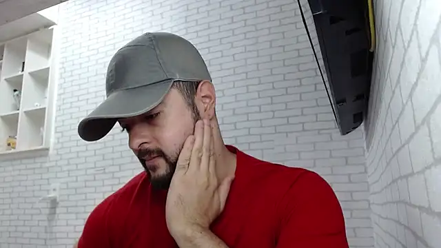 BombeiroHotx online show from April 2026 06:12:01 PM