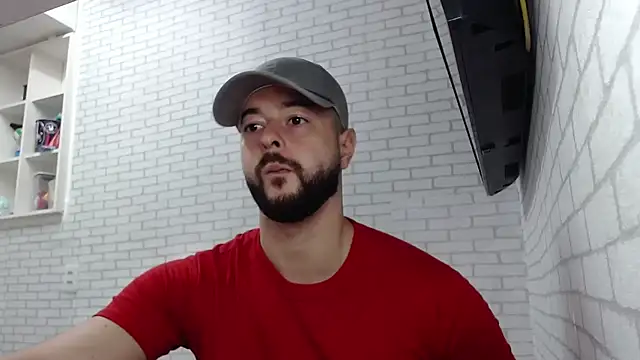 BombeiroHotx online show from April 2026 09:28:02 PM