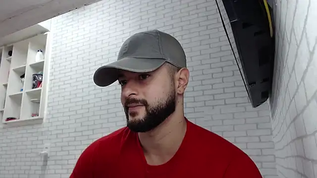 BombeiroHotx online show from April 2026 09:42:01 PM