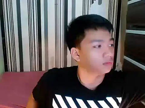 Mister officer69 online show from February 2026 05:13:02 PM