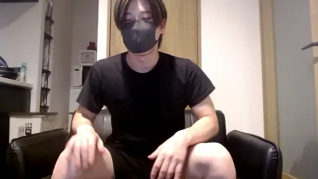 Snapshot of Mei-Tanaka chatting on September 2025 03:15:02 PM Mei-Tanaka online show from September 2025 03:15:02 PM