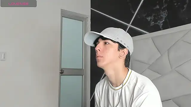Snapshot of AerumChae chatting on June 2026 11:56:02 AM AerumChae online show from June 2026 11:56:02 AM