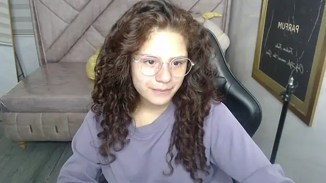 Velvet Moon V online show from November 2025 01:22:02 PM